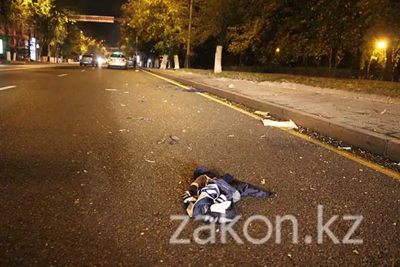 Мертвого изувеченного мужчину нашли сегодня утром в арыке в Алматы (фото) Мертвого изувеченного мужчину нашли сегодня утром в арыке в Алматы (фото), фото - Новости Zakon.kz от 12.10.2013 16:07