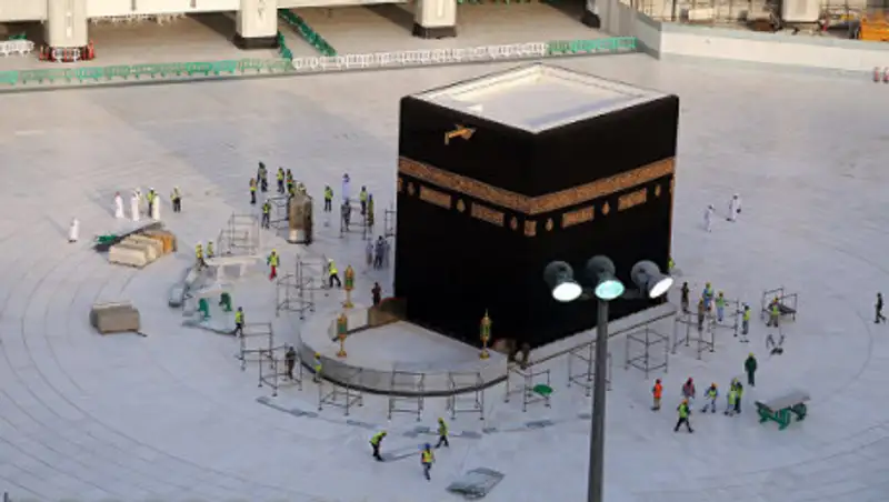 Саудовские власти запретят паломникам прикасаться к Каабе во время хаджа