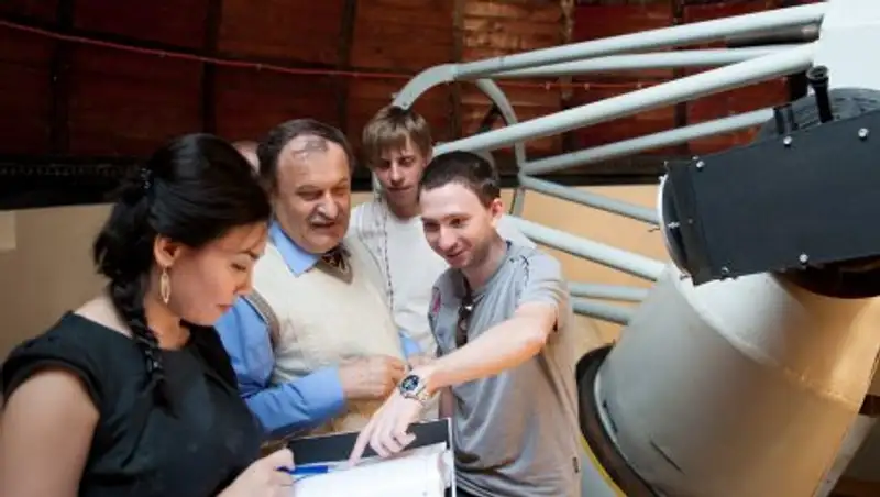 Жыл сайын Солт&#1199;стік &#1178;аза&#1179;стан облысына т&#1257;рт метеорит &#1179;&#1201;лайды