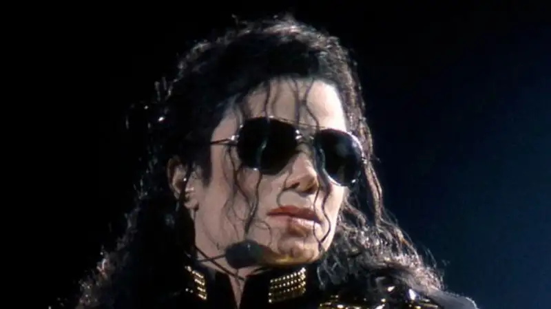 Апелляционный суд возобновил иски о сексуальных домогательствах Майкла Джексона