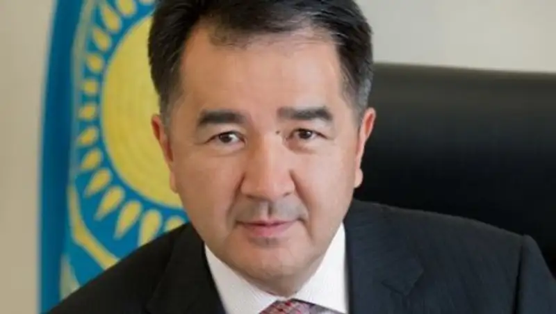 Сагинтаев поручил держать планку экономического роста на уровне 3%