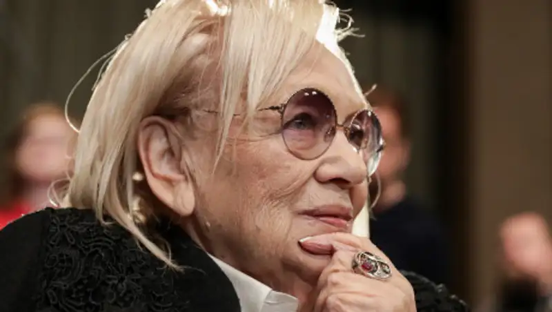 Назван диагноз впавшей в кому Волчек