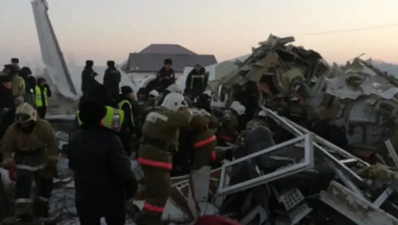 Причины крушения самолета выясняет главный госинспектор труда