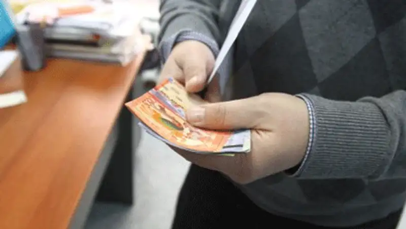 Врачам в Кызылординской области выплатили зарплату