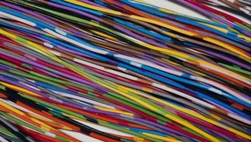 В похищении пяти километров кабеля обвиняется житель Уральска