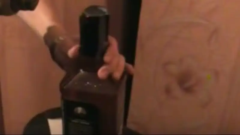 Подпольный цех по производству элитных сортов алкоголя прикрыли в Алматы