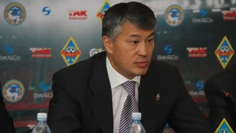 Кайрат Боранбаев: В академии "Оле Бразил" нашу юношескую сборную ничему не научили