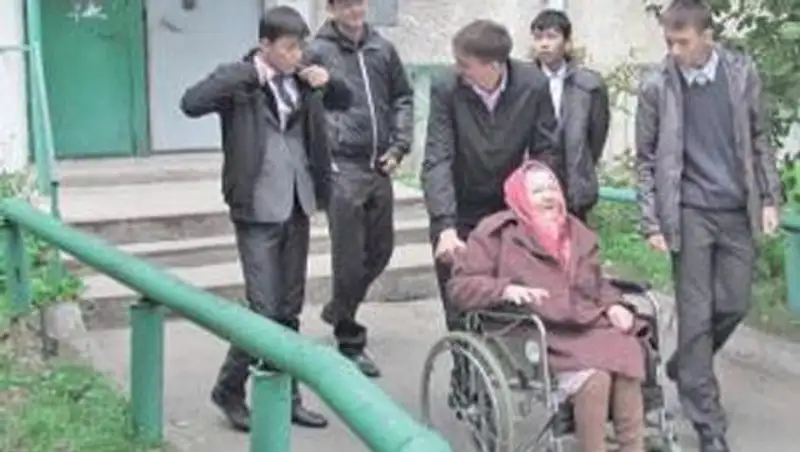 В Петропавловске ветеран ВОВ 10 лет не выходила на улицу