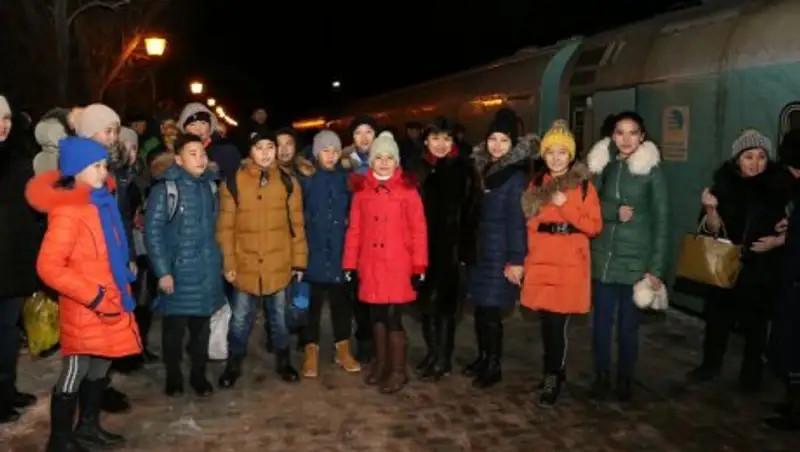 Атырауские отличники отпразднуют День Независимости в Астане