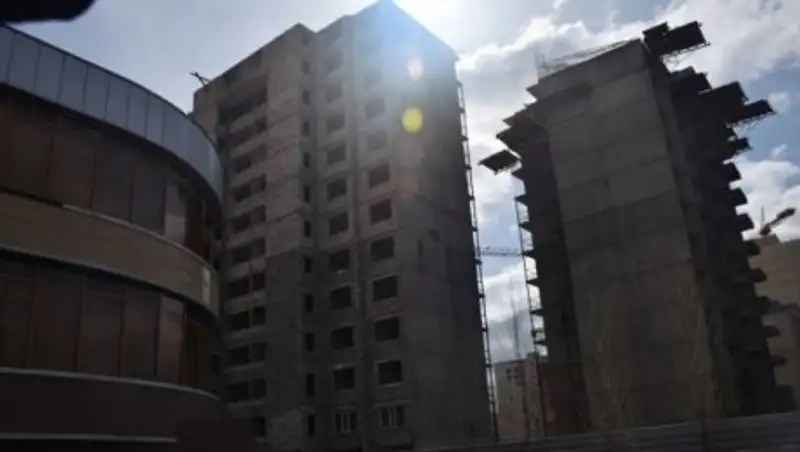 В акимате Астаны обсудили ситуацию с проблемным ЖК "Территория комфорта"