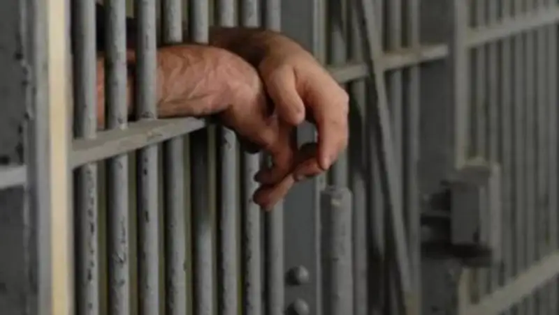 Делили миллионы в сауне: суд над членами ОПГ проходит в Актау