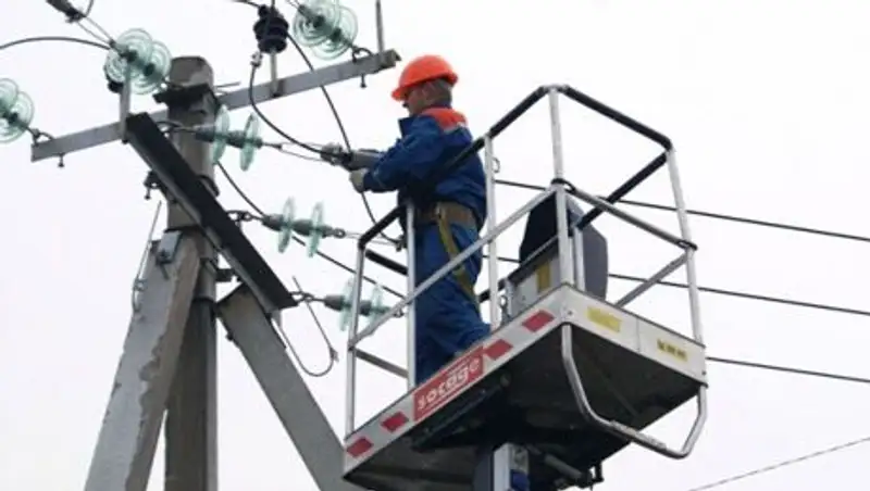 В нескольких районах Астаны отключат свет и горячую воду