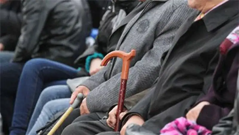 К 1 мая около 600 одиноких пенсионеров Астаны получат материальную помощь