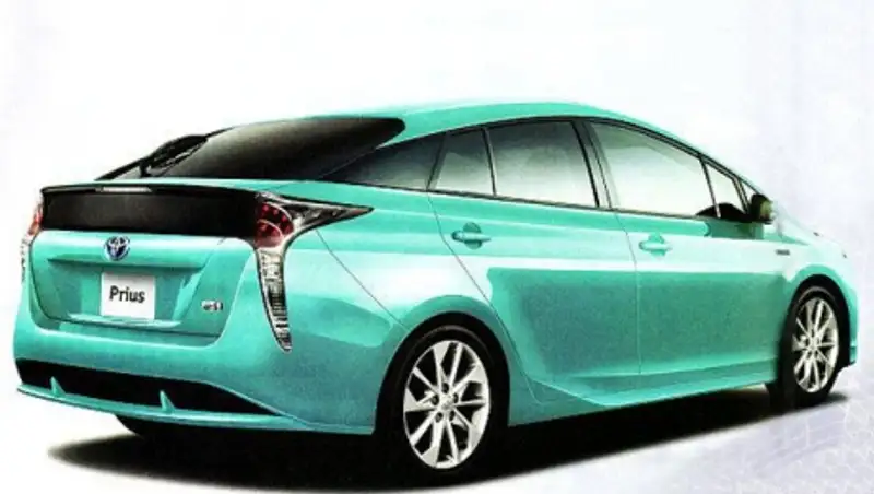 Дизайн нового Toyota Prius рассекретили в Сети
