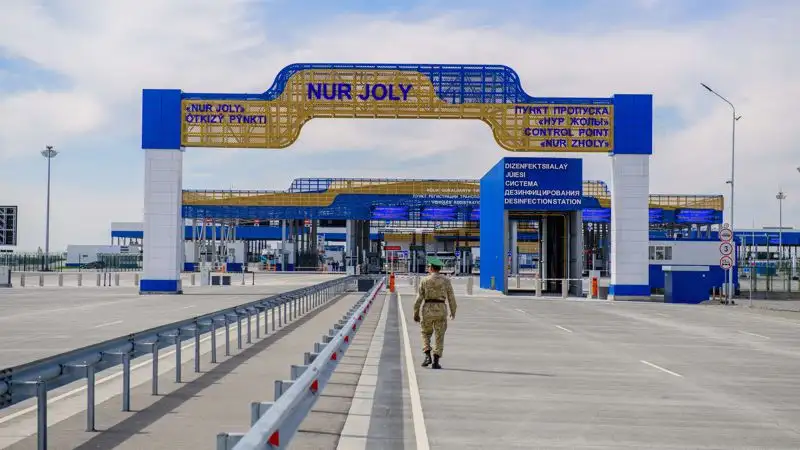 Что происходит на границе Казахстана и Китая