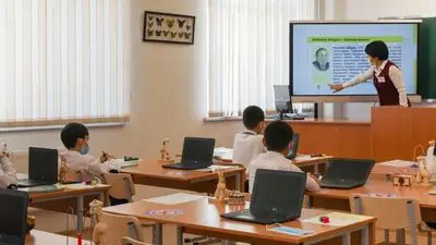 В Казахстане для школ и колледжей разработали Единую программу воспитания, фото - Новости Zakon.kz от 30.10.2023 09:47