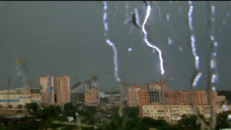 В Краснодарском крае РФ град повредил 130 домов