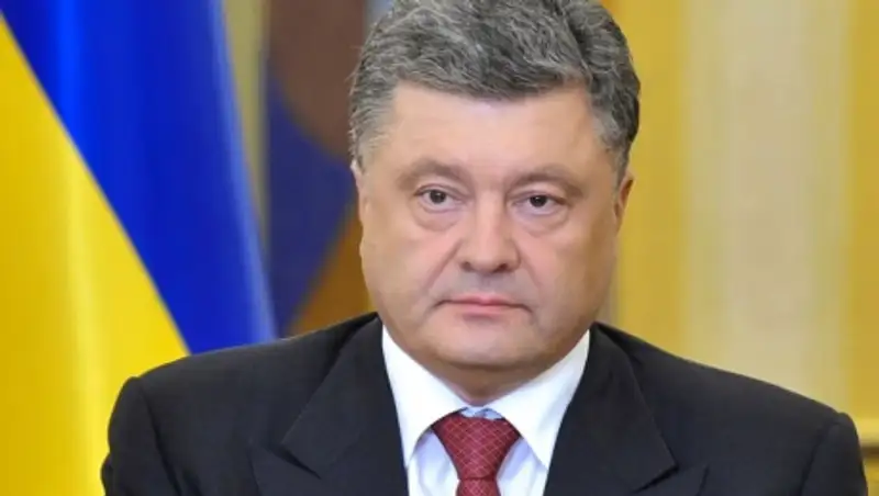 Порошенко: Украина конструктивно настроена на проведение выборов в Донбассе