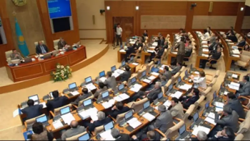 Мажилис ратифицировал Соглашение о защите конфиденциальной информации при работе ЕЭК