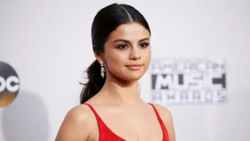 Певице Селене Гомес пересадили почку