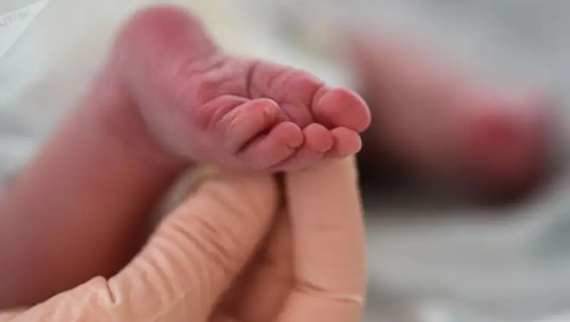 Заразившаяся COVID бишкекчанка родила двойню и умерла