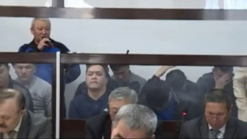 В Кызылорде по делу о хищении нефти опрашивают подсудимых