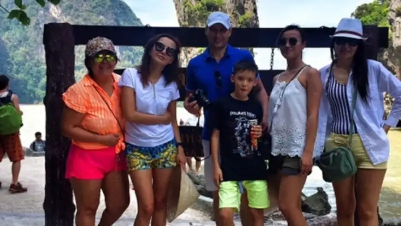 Как проводят зимние каникулы звезды шоу-бизнеса Казахстана