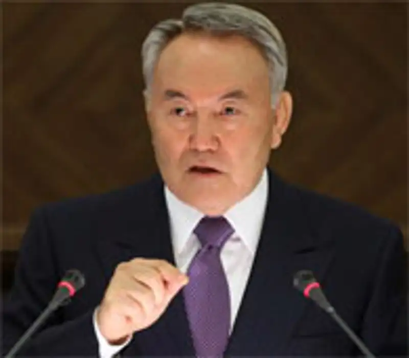 Глава государства Н. Назарбаев , фото - Новости Zakon.kz от 02.09.2011 16:18