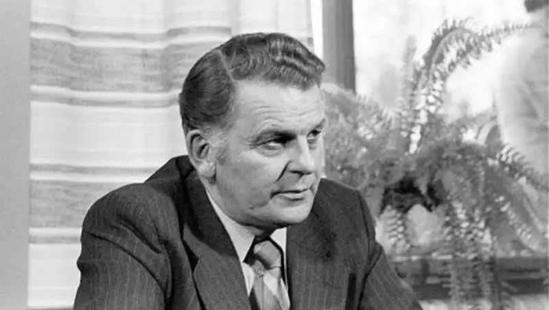 Экс-премьер Швеции Турбьёрн Фельдин скончался в возрасте 90 лет