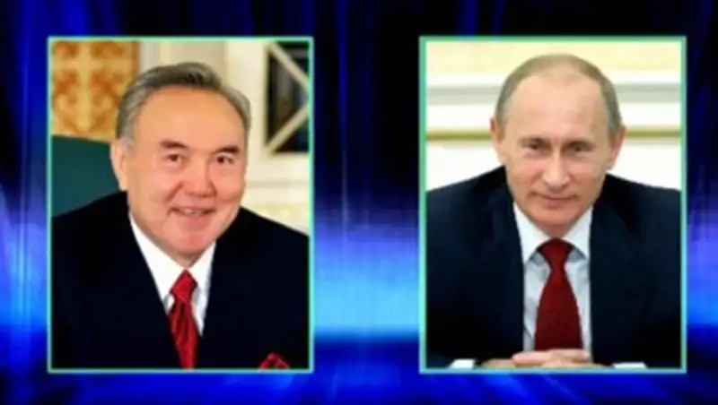 Нурсултан Назарбаев поздравил с днем рождения Владимира Путина