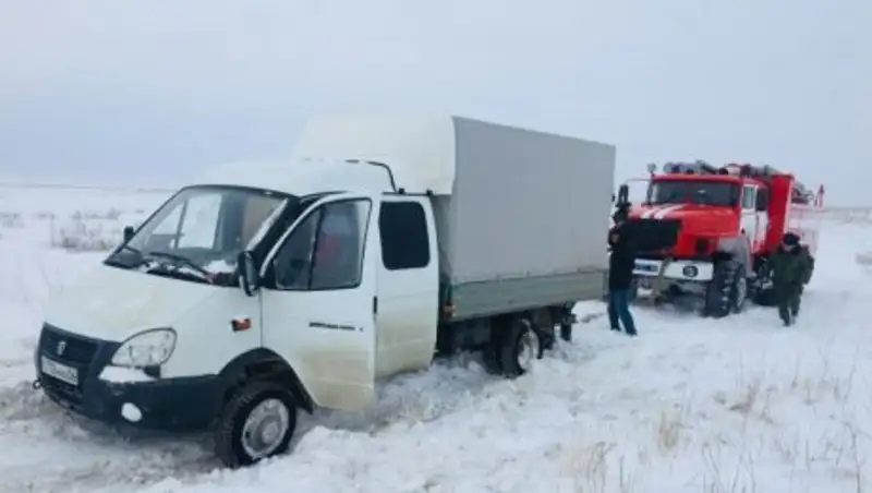 Спасатели вытащили из снежного плена двоих мангистаусцев