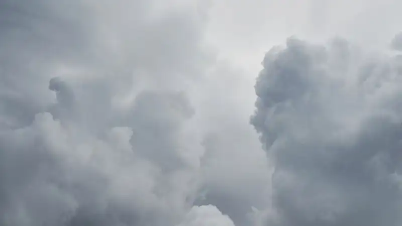 В четырех областях Казахстана объявили штормовое предупреждение