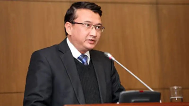 Вице-премьер Казахстана поручил «развязать руки» вузам, фото - Новости Zakon.kz от 13.11.2013 23:33