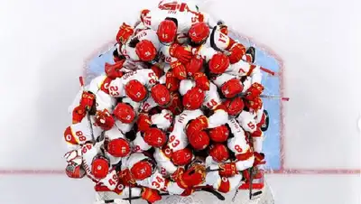 Команда Канады В масках, фото - Новости Zakon.kz от 07.02.2022 14:10