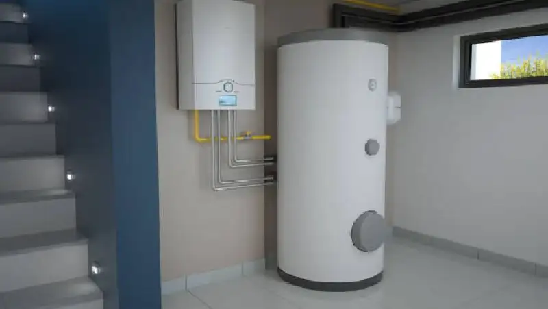 Холодная вода из крана вместо горячей – как будут решать проблему в Алматы