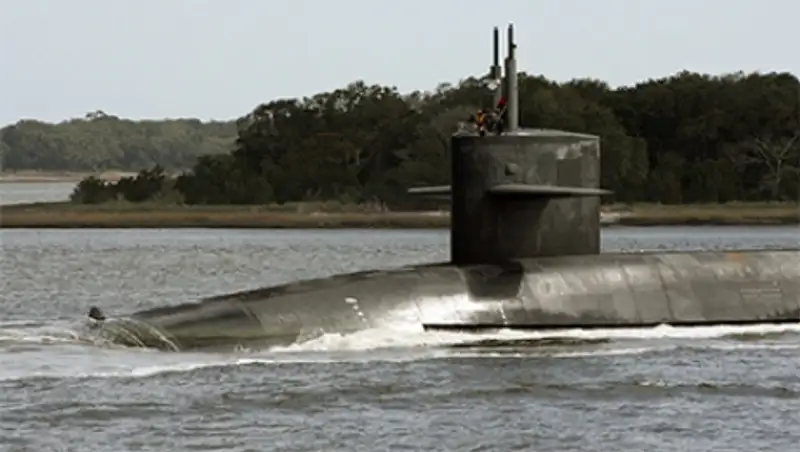 Американского моряка обвинили в тайной видеосъемке обнаженных женщин-офицеров