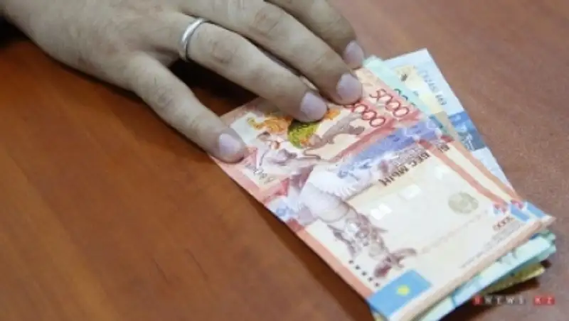 В Казахстане в борьбу с коррупцией вступит молодежь