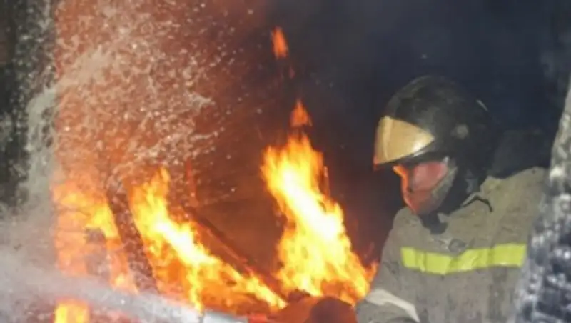 Два человека погибли во время пожара в курортном районе Акмолинской области 