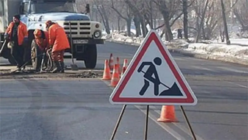 В 3,5 раза увеличено финансирование на ямочный ремонт дорог в Семее в этом году