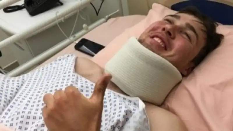 Велогонщик «Астаны» попал в госпиталь после падения со скалы 