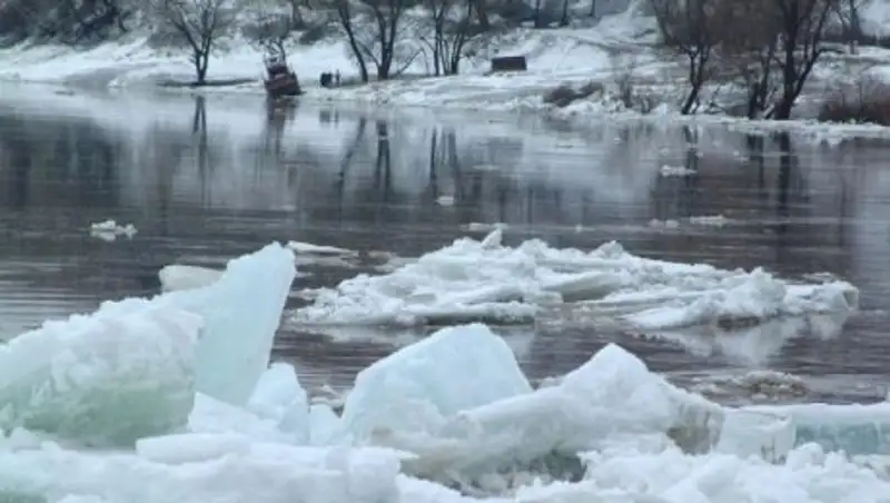 Штормовое предупреждение объявлено в нескольких регионах