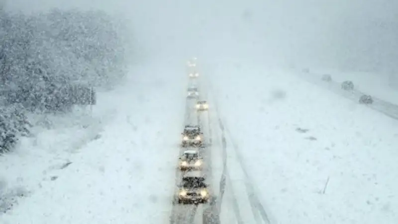 Из-за плохих погодных условий закрыли трассу в ЗКО