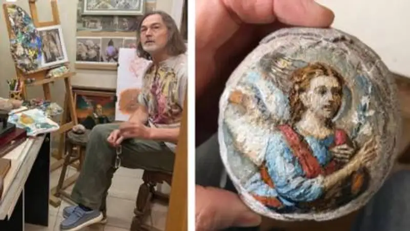 Никас Сафронов расписал на Пасху окаменелые яйца динозавра