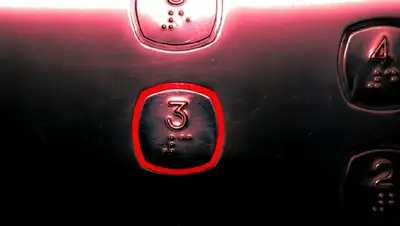 изнасилование в лифте Шымкент, фото - Новости Zakon.kz от 26.05.2022 08:28
