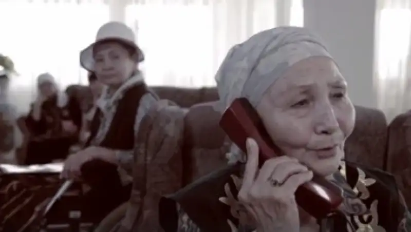 Даурен Абаев опубликовал ролик об одиночестве пожилых людей