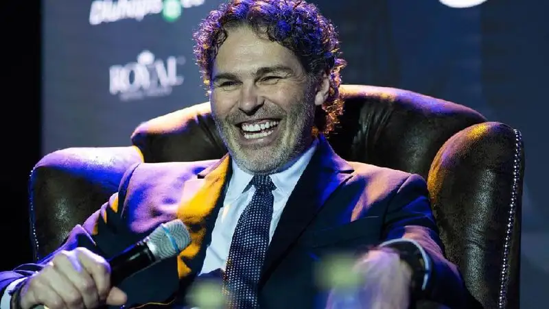 50-летний хоккеист Яромир Ягр намерен продолжать карьеру