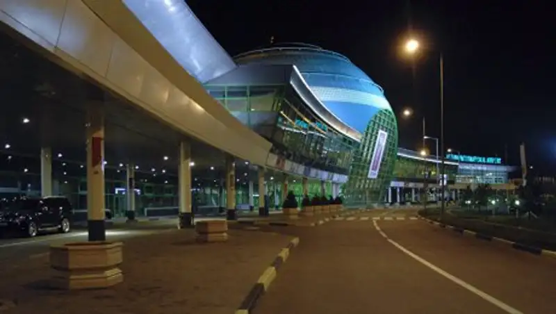 Назарбаев прокомментировал переименование аэропорта Астаны в свою честь