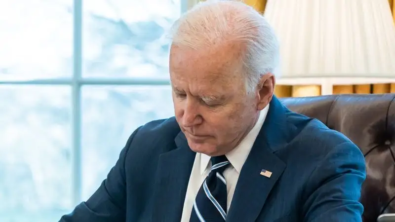 Байден выступил перед американцами в связи с банковским кризисом