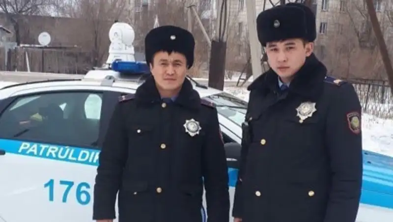 Полицейских, задержавших насильника-рецидивиста, наградили