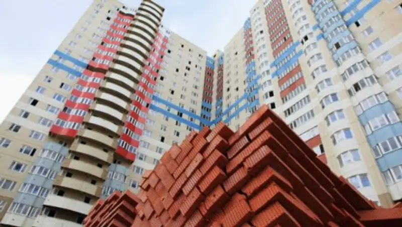 Исследование: В РК растут просрочки стройкомпаний по кредитам